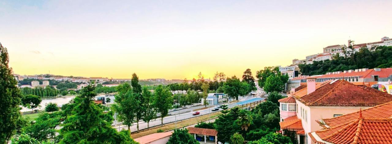 Stylish And Elegant Studio - Best View And Location In Coimbra Downton Exteriér fotografie